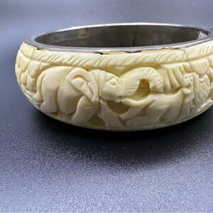 Elegant Cream Elephant Bangle Bracelet